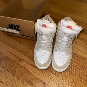 Women Jordan 1 Zoom Air CMFT, size 10 , Color: White/Grey Heather-Olive Aura